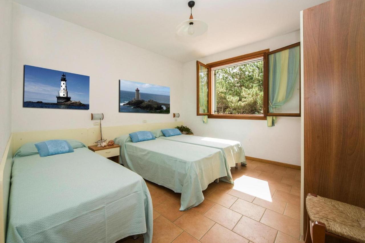 Terraced House In The Ca' Del Pino Holiday Complex With Communal Pool In Bibione Exterior foto